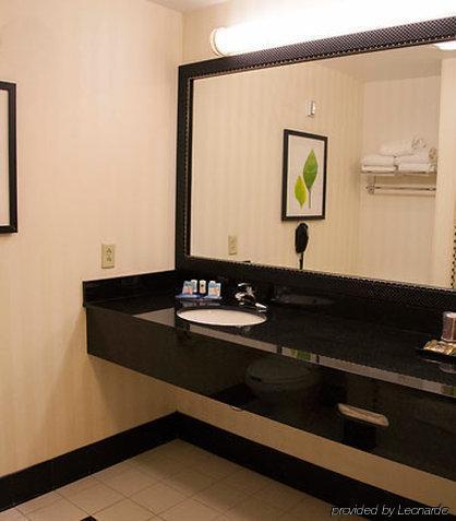 Fairfield Inn & Suites Bedford Camera foto